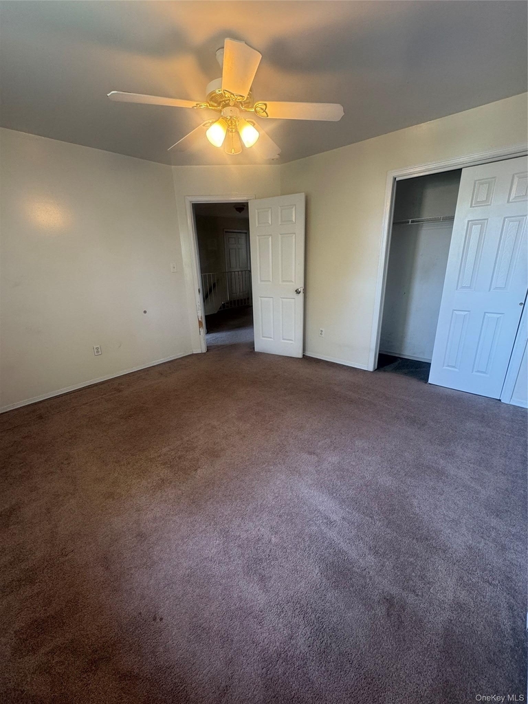 611 Peconic Avenue - Photo 10