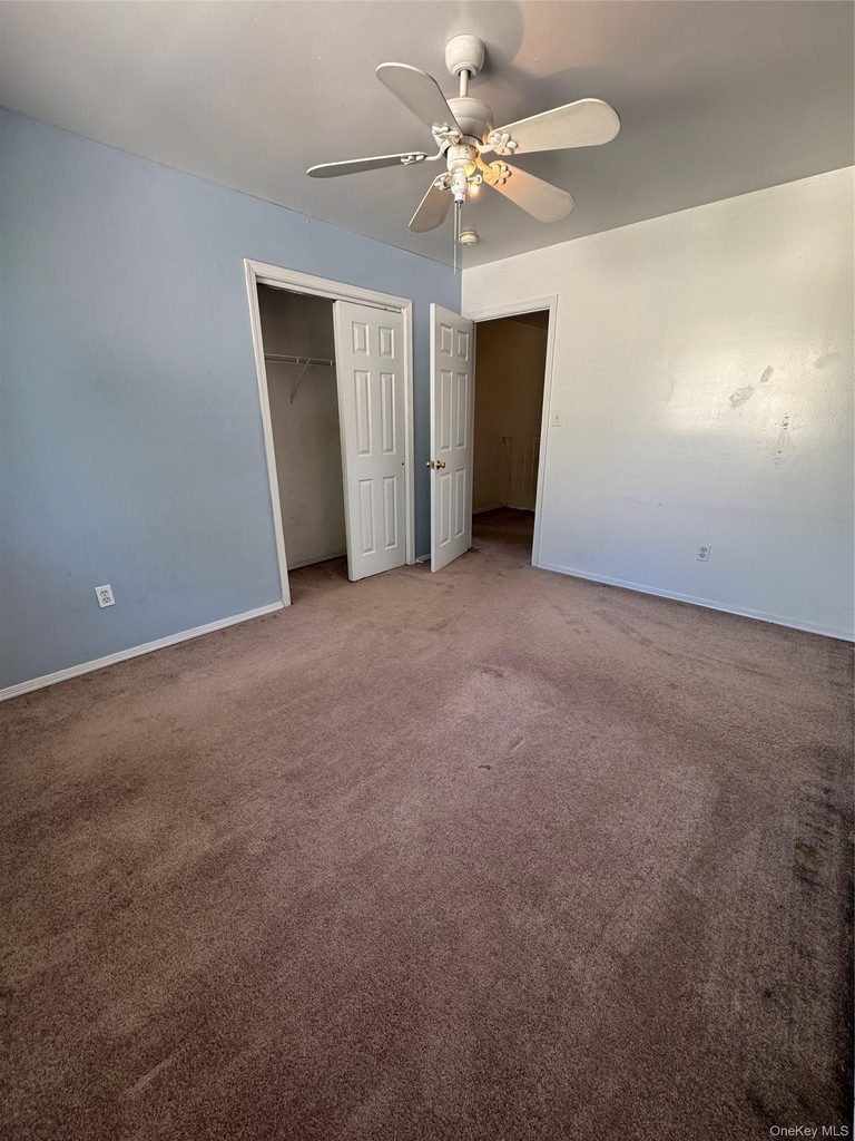 611 Peconic Avenue - Photo 11