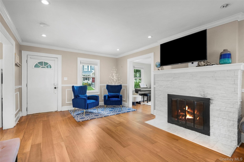 76 Chestnut Avenue - Photo 3