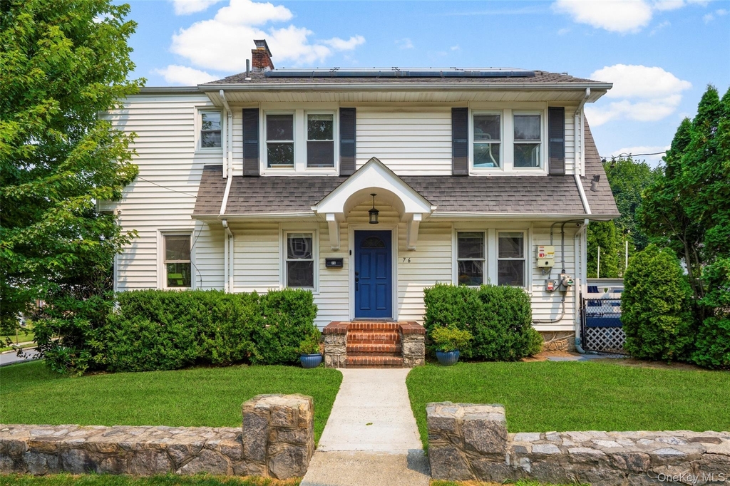 76 Chestnut Avenue - Photo 0