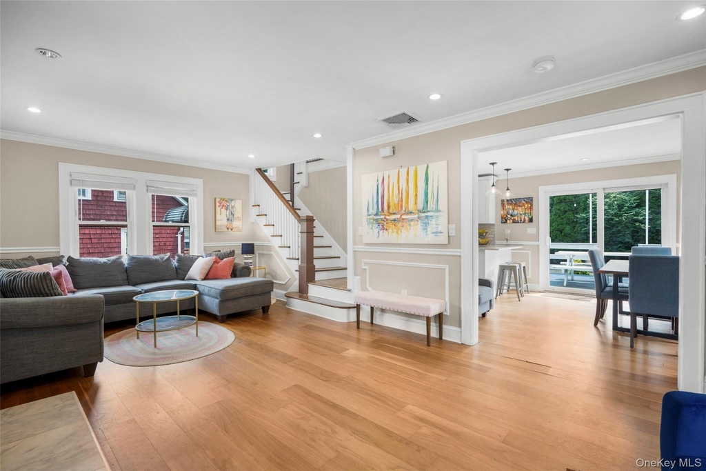 76 Chestnut Avenue - Photo 4