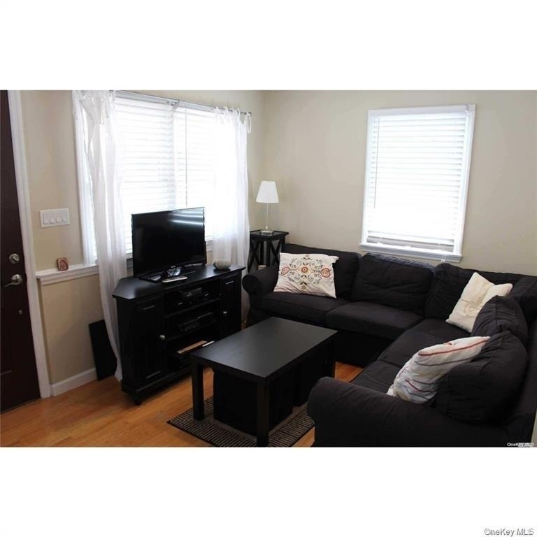 27 Vermont Street - Photo 3