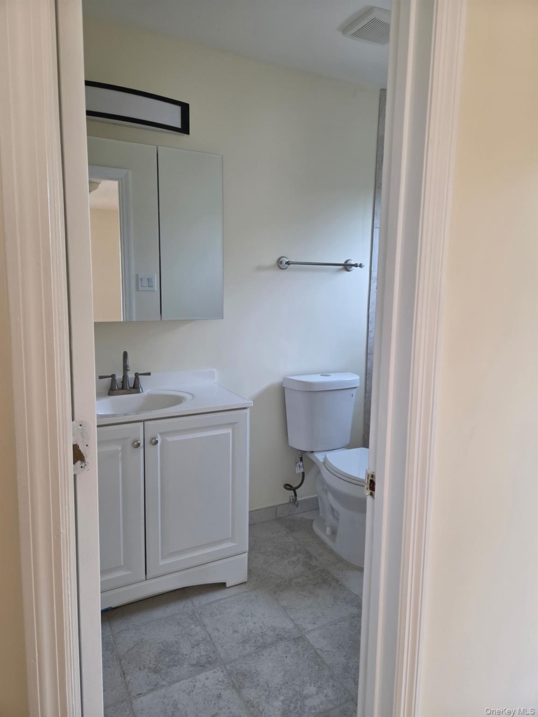1319 Journal Avenue - Photo 6