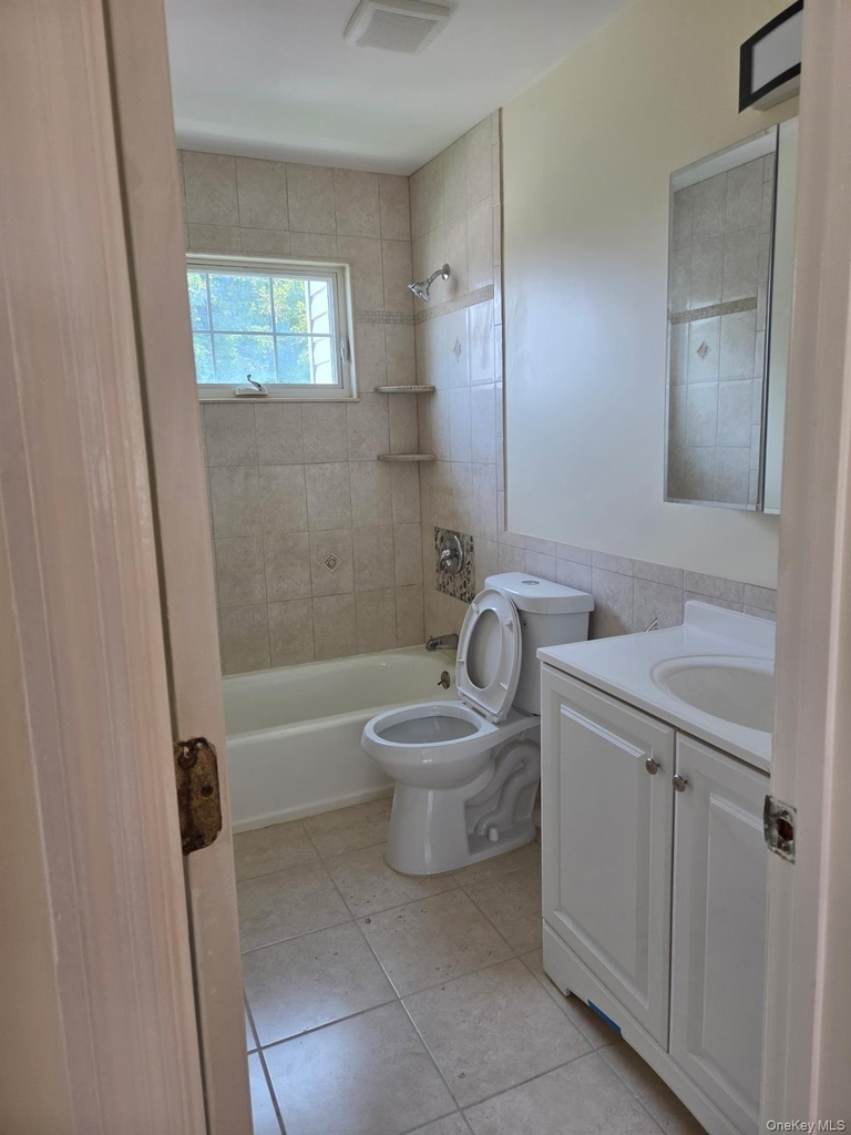 1319 Journal Avenue - Photo 4