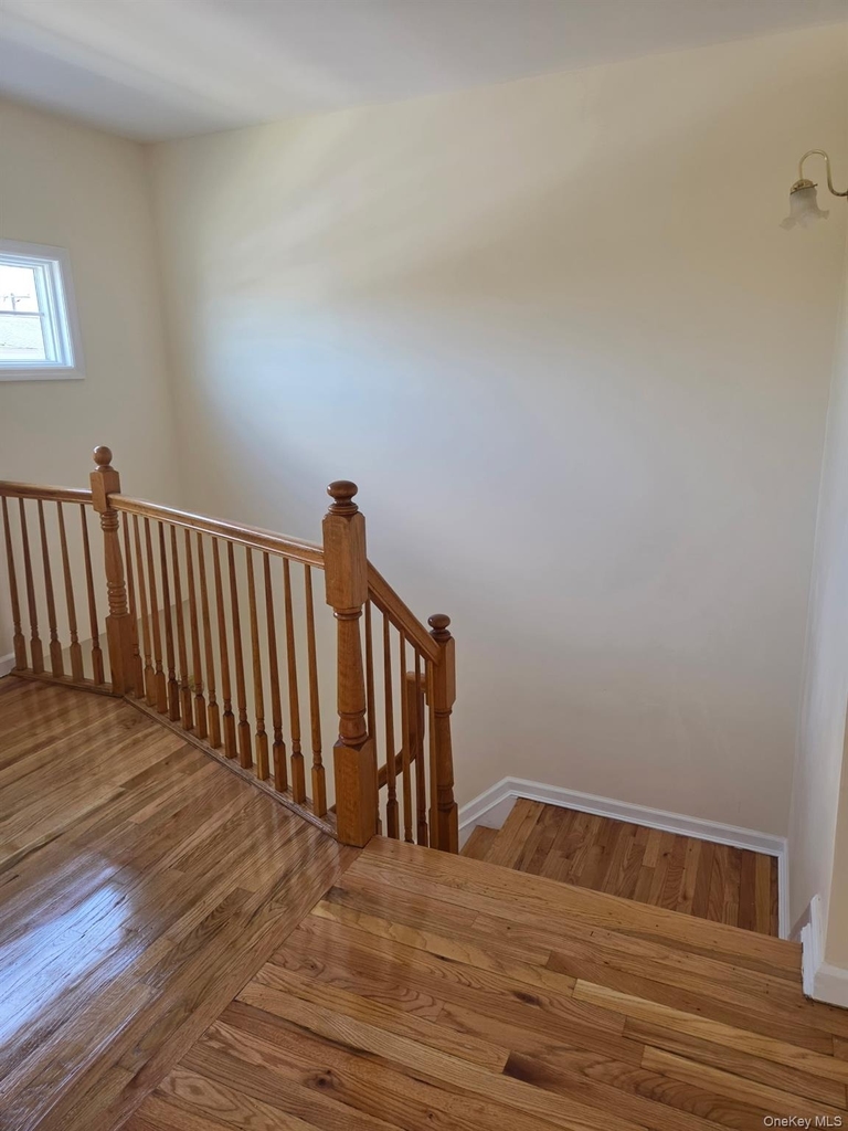 1319 Journal Avenue - Photo 9