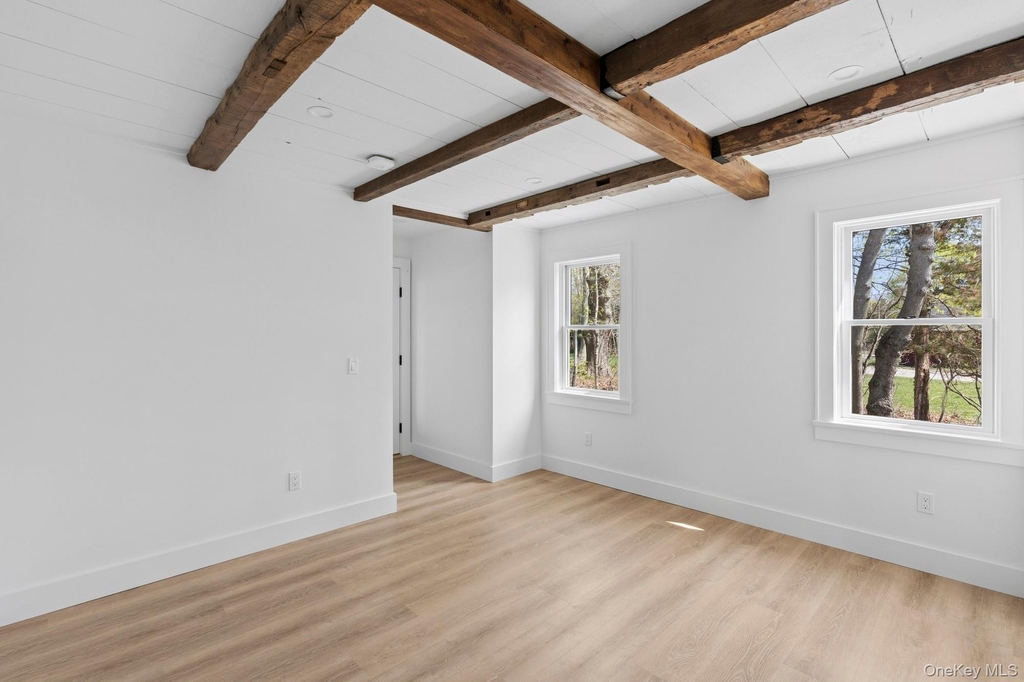 5075 Main Road - Photo 10