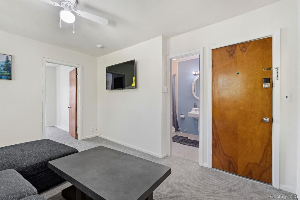 194 Jersey Avenue - Photo 7
