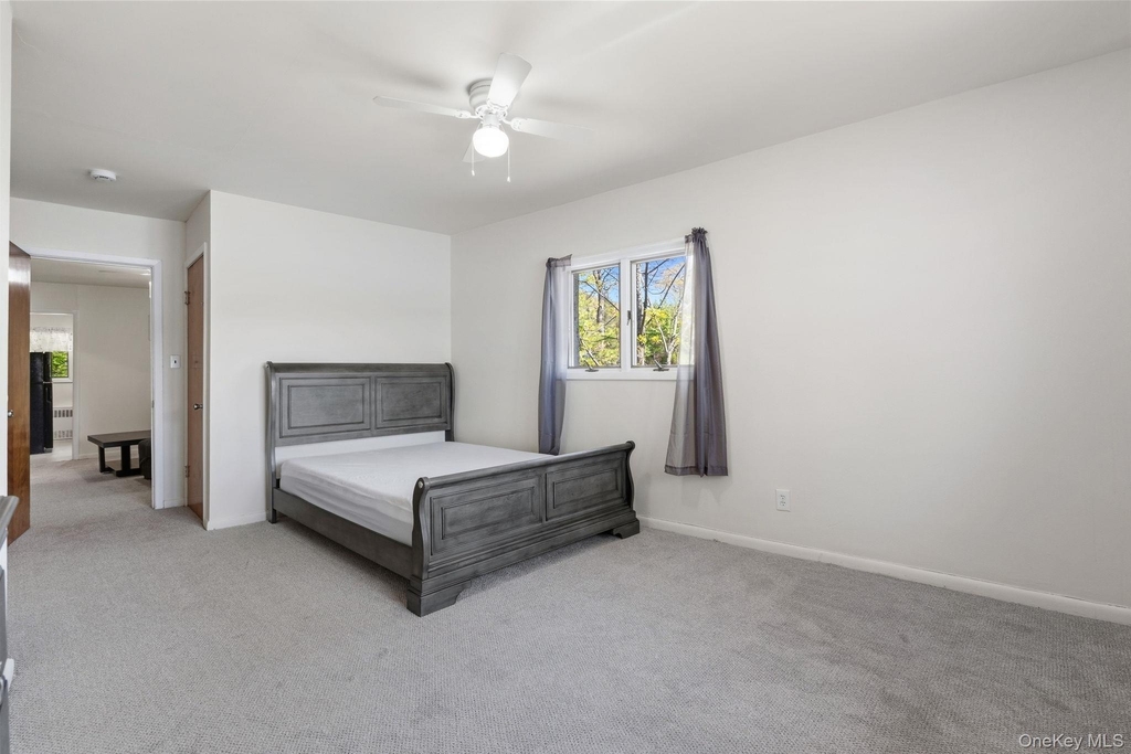 194 Jersey Avenue - Photo 10