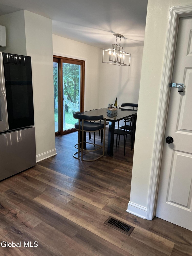 46 Seneca Road - Photo 2