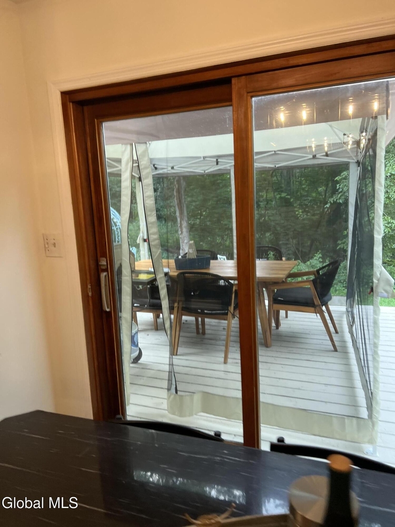 46 Seneca Road - Photo 4