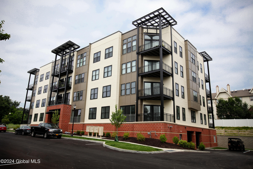 308 Excelsior Avenue - Photo 0