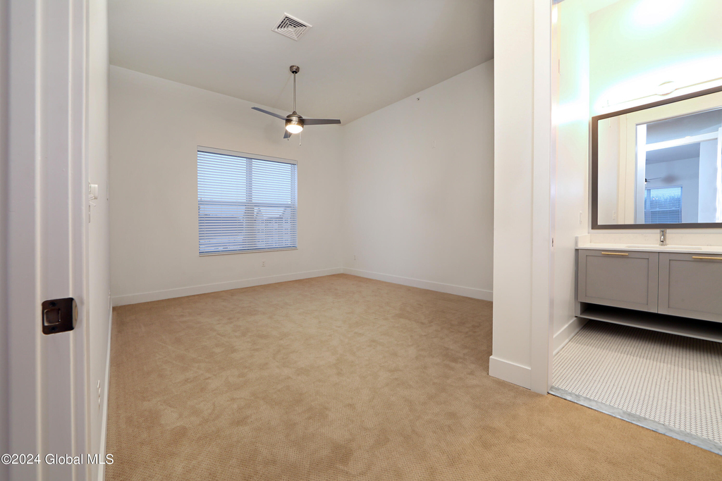 308 Excelsior Avenue - Photo 3