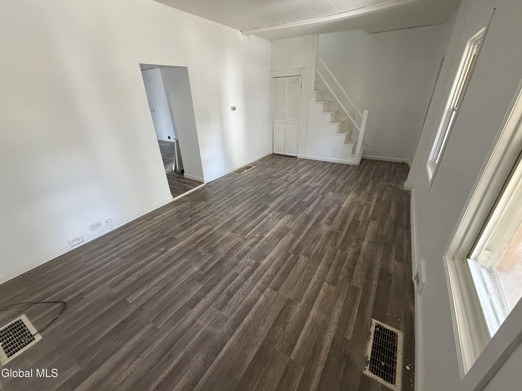 9 O Connell Street - Photo 5