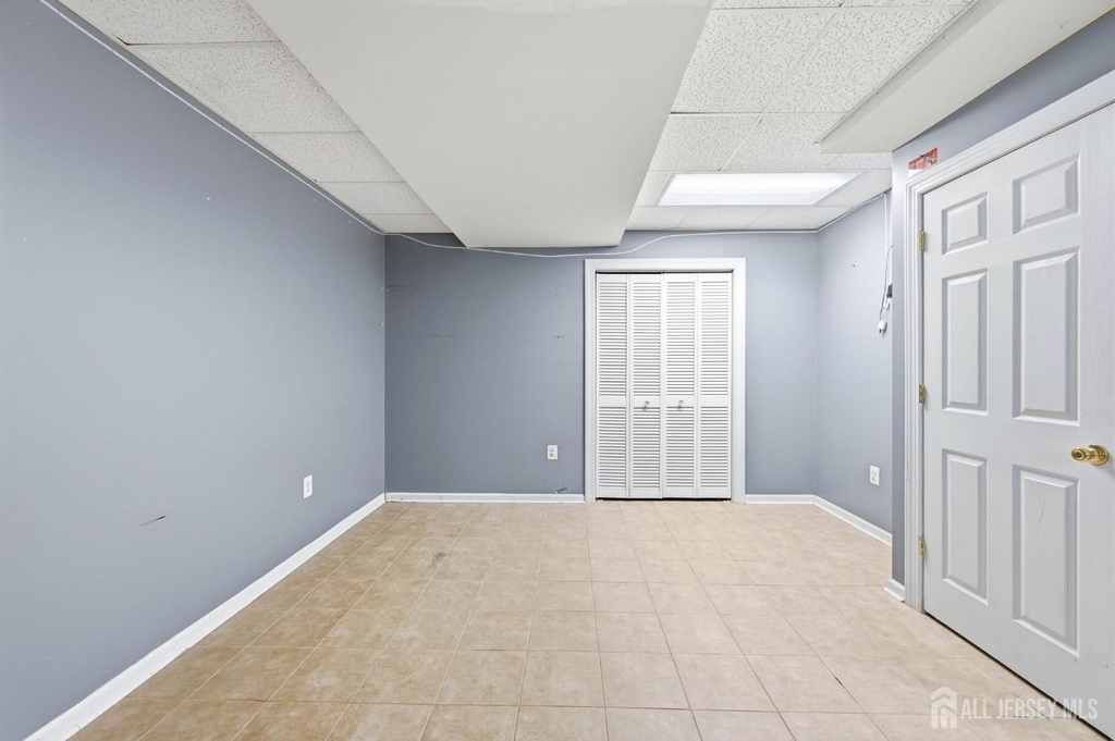 294 Dorset Court - Photo 28