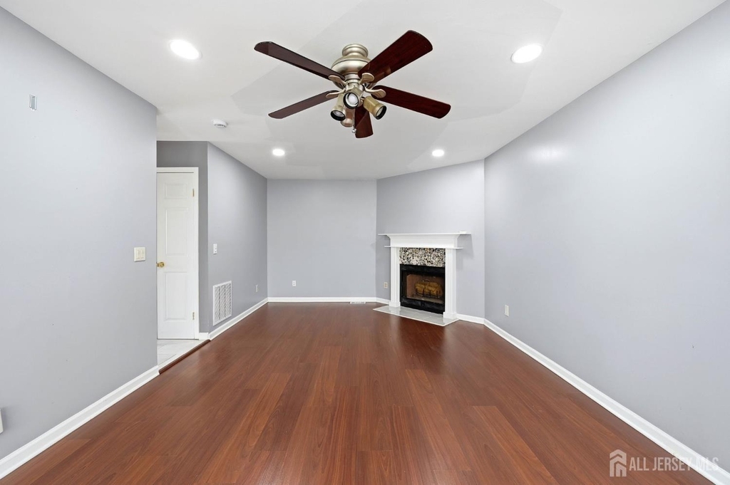 294 Dorset Court - Photo 9
