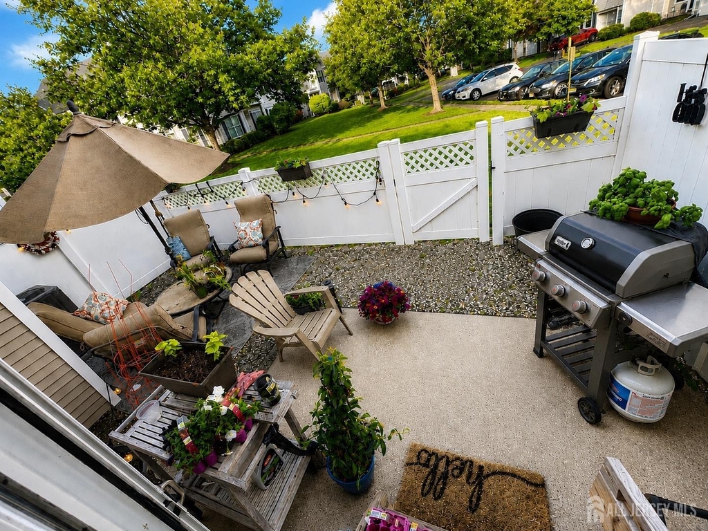 353 Cynthia Lane - Photo 17