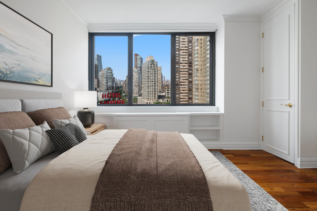 62 W 62nd Street - Photo 3