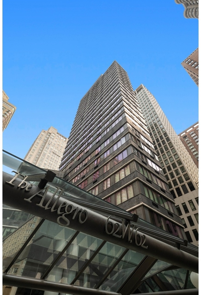62 W 62nd Street - Photo 8