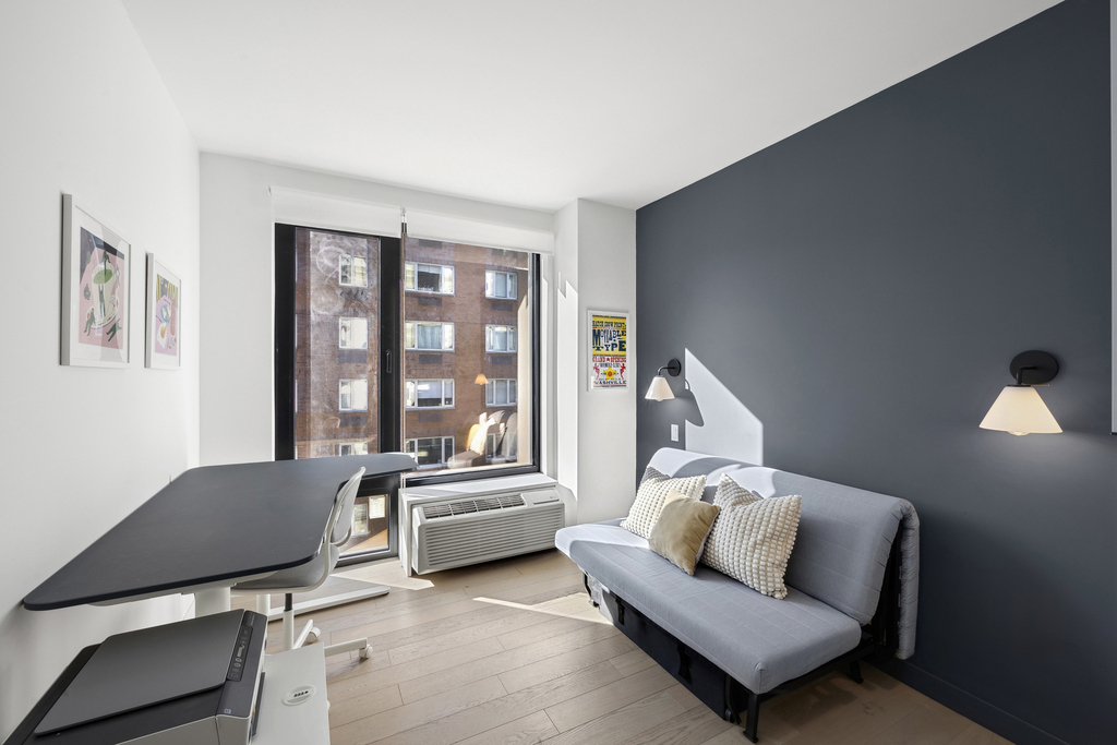 181 E 101st Street - Photo 9