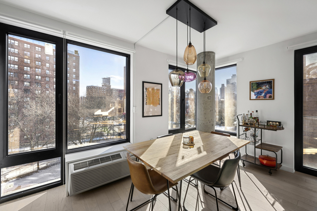 181 E 101st Street - Photo 3