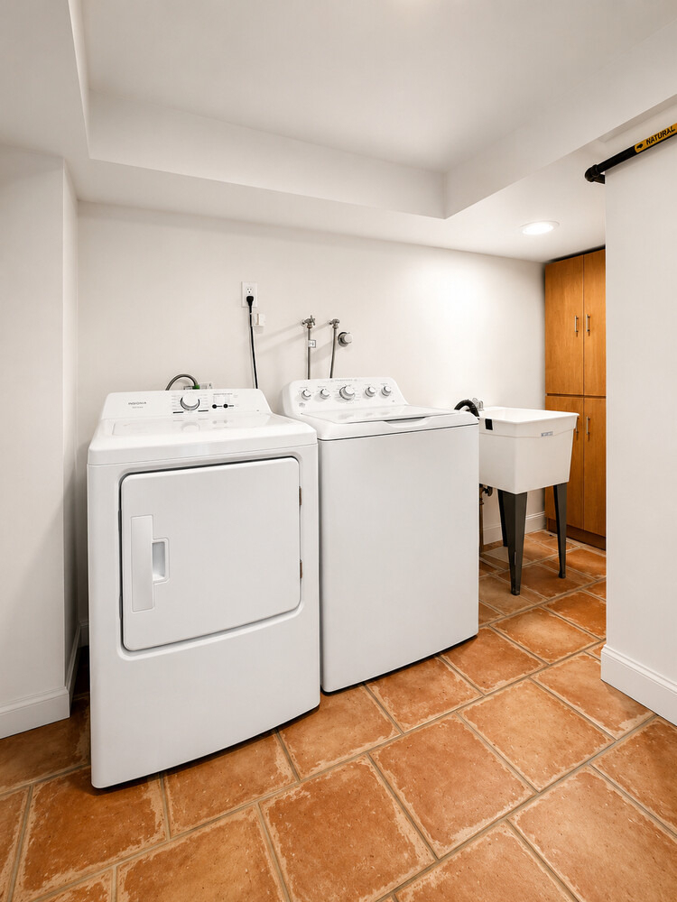 10-13 47th Avenue - Photo 5