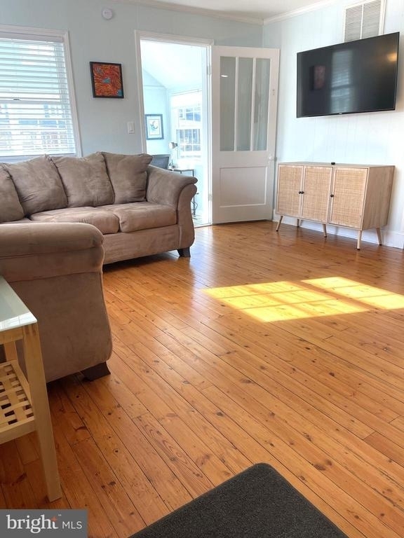 221 Madison Street - Photo 11