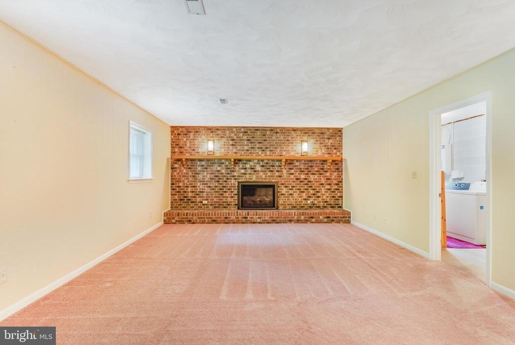2 Adam Court - Photo 23