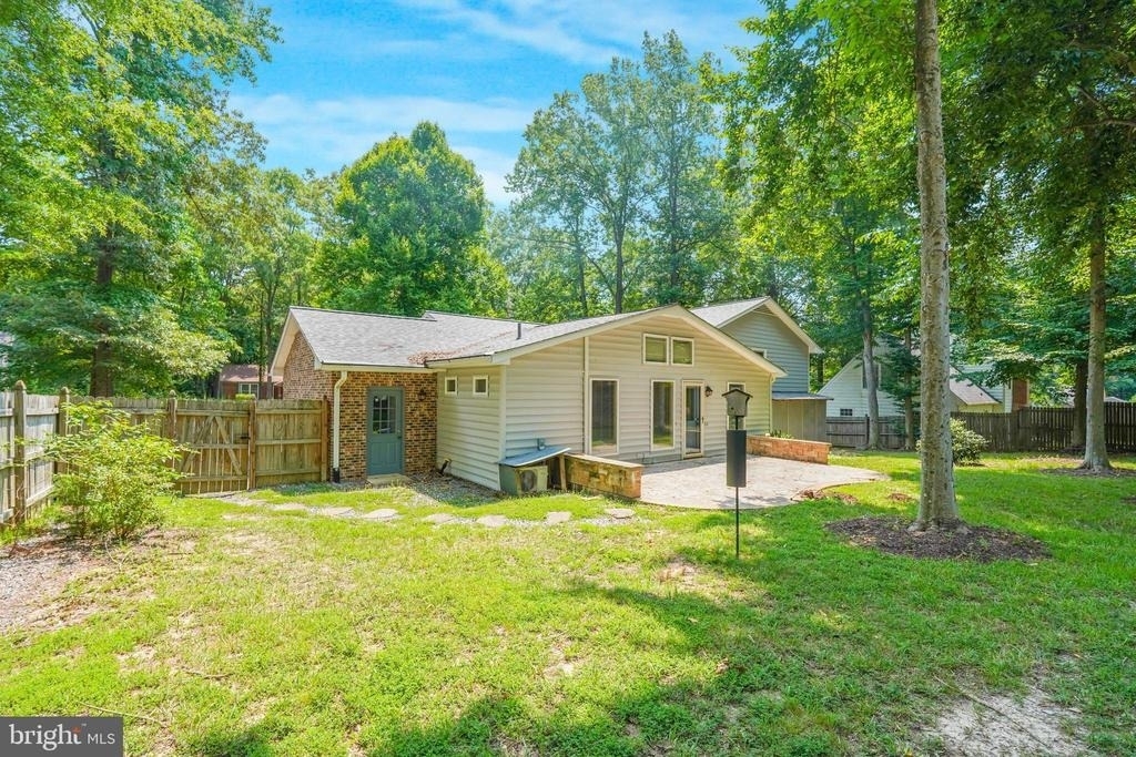 2 Adam Court - Photo 35