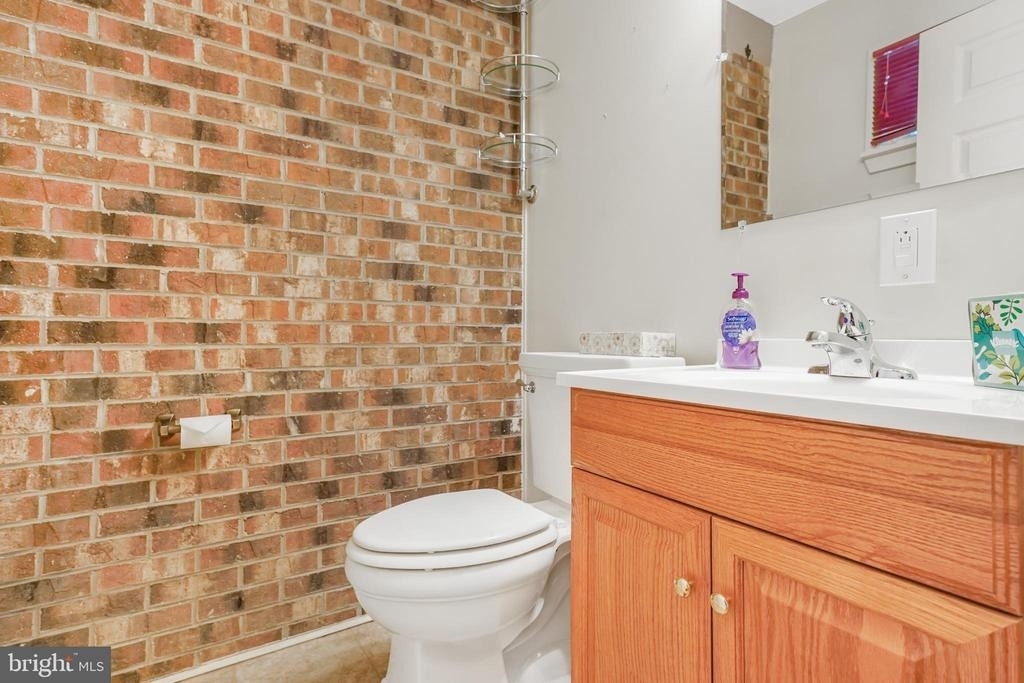 2 Adam Court - Photo 12