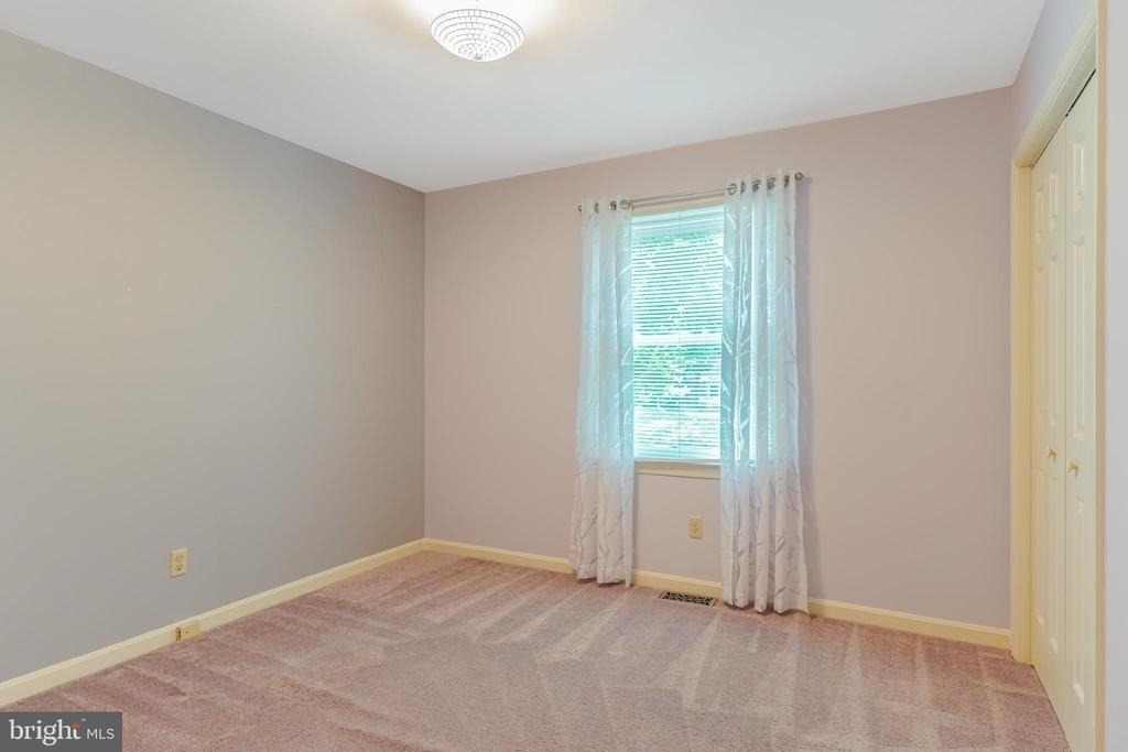 2 Adam Court - Photo 27