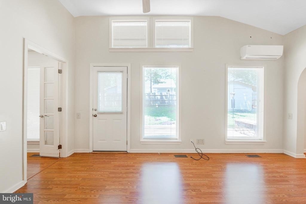 2 Adam Court - Photo 9