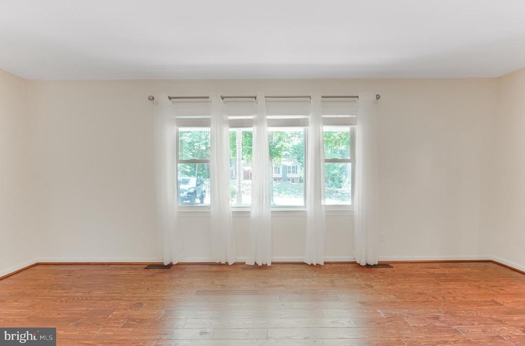 2 Adam Court - Photo 4