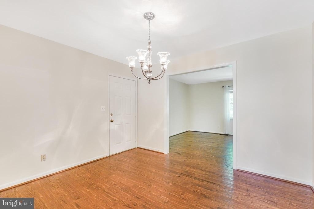 2 Adam Court - Photo 8