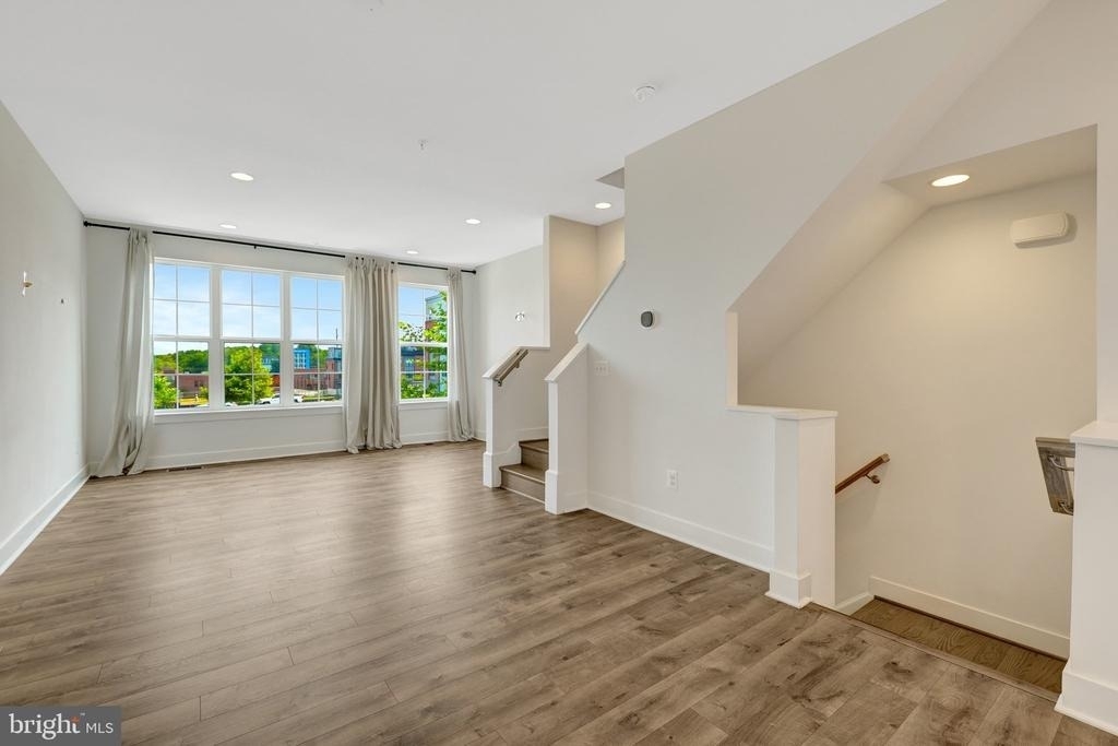 11247 Beaker Street - Photo 6