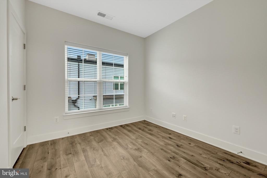 11247 Beaker Street - Photo 31