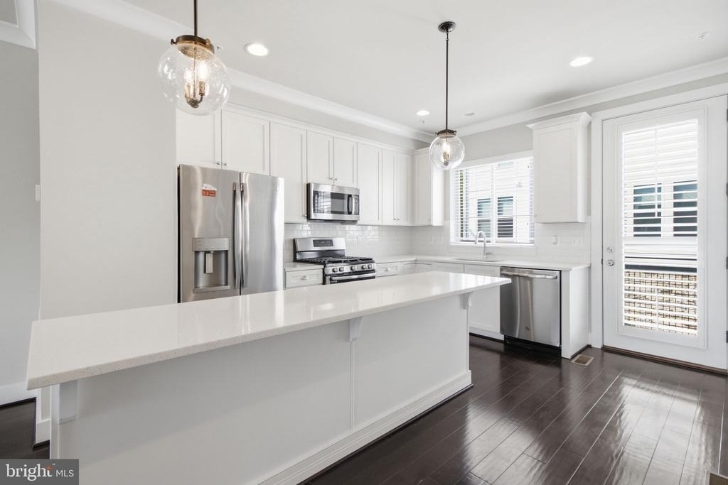 14566 Lake Vista Drive - Photo 11