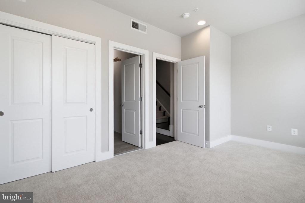 14566 Lake Vista Drive - Photo 18