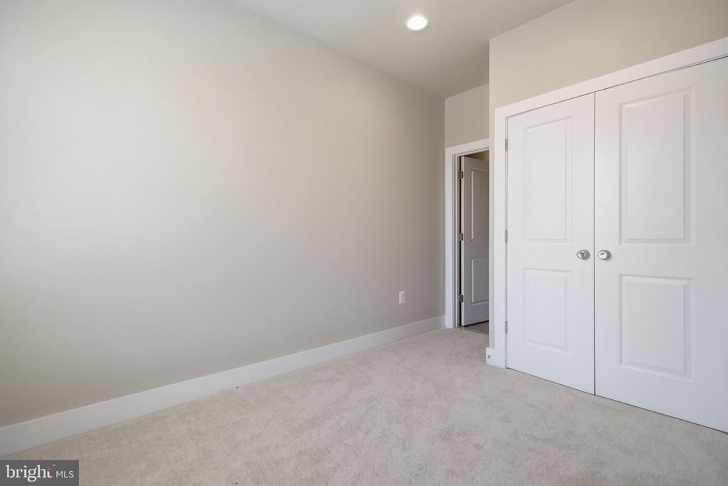 14566 Lake Vista Drive - Photo 4