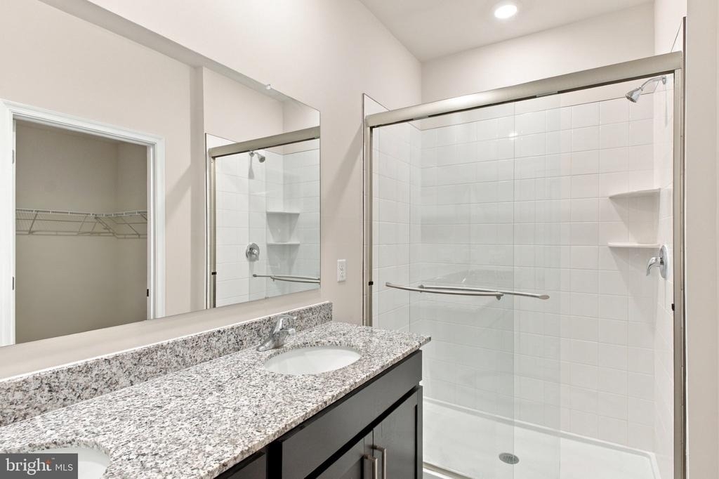124 Clerkenwell - Photo 32
