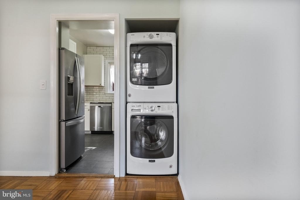 1635 Ripon Place - Photo 7