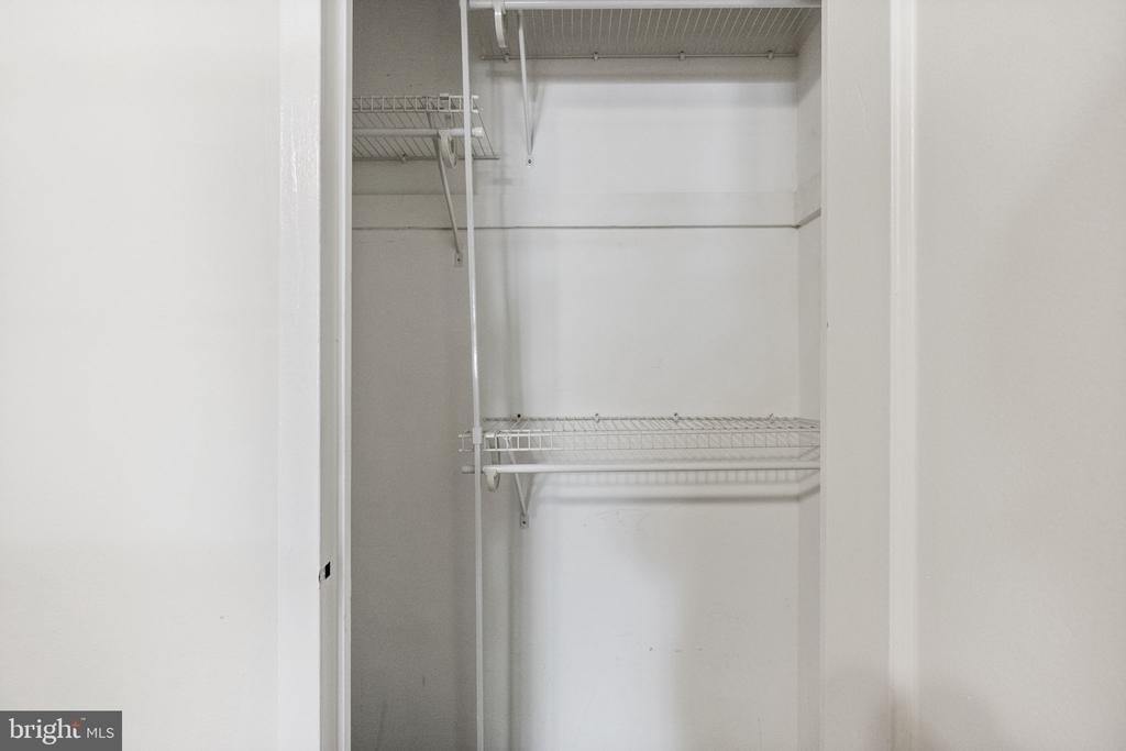 1635 Ripon Place - Photo 18