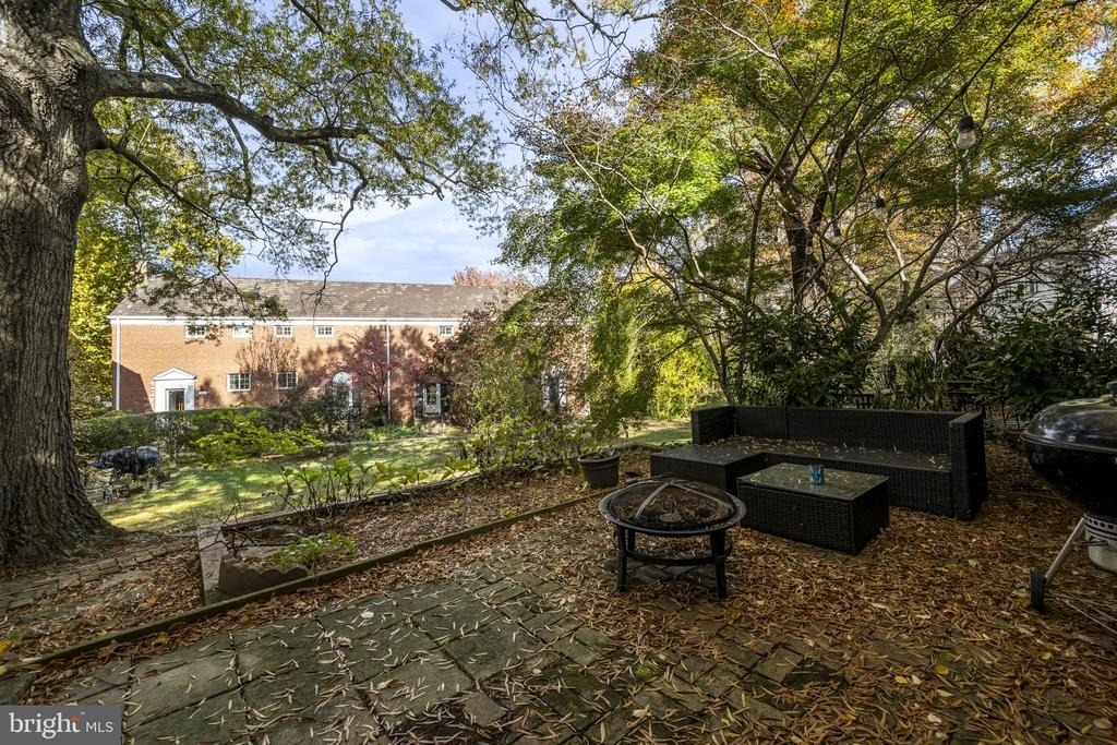 1635 Ripon Place - Photo 19