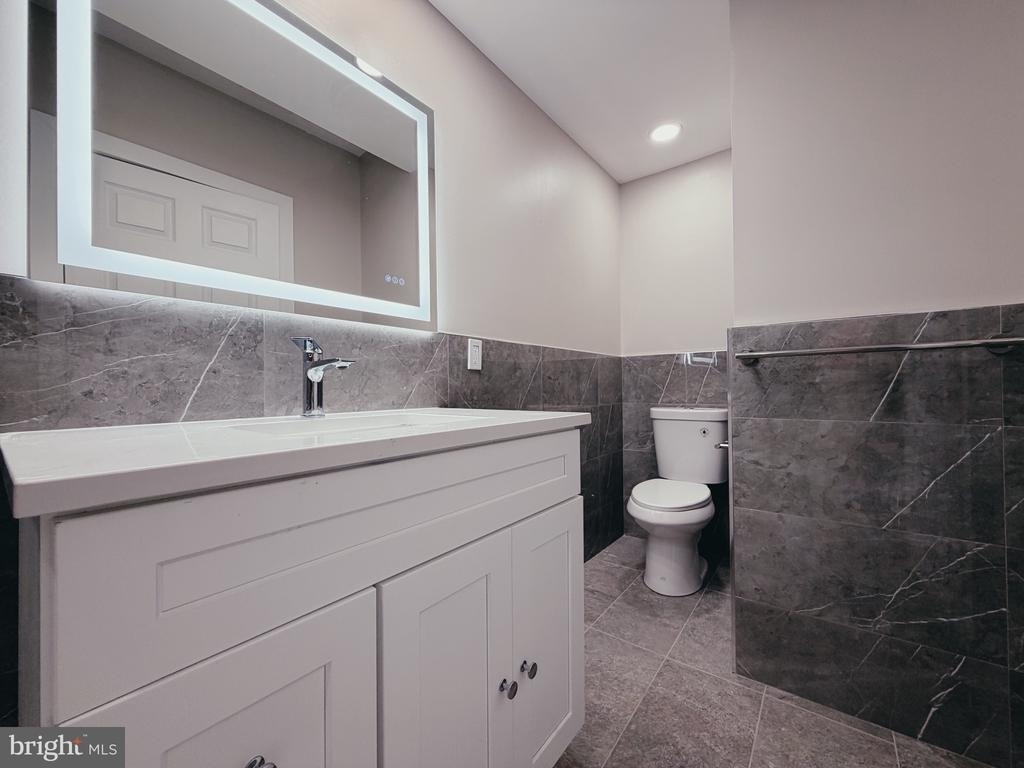 2720 W Thompson Street - Photo 5