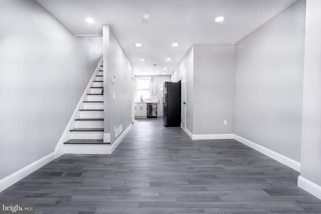 1927 S Norwood Street - Photo 1