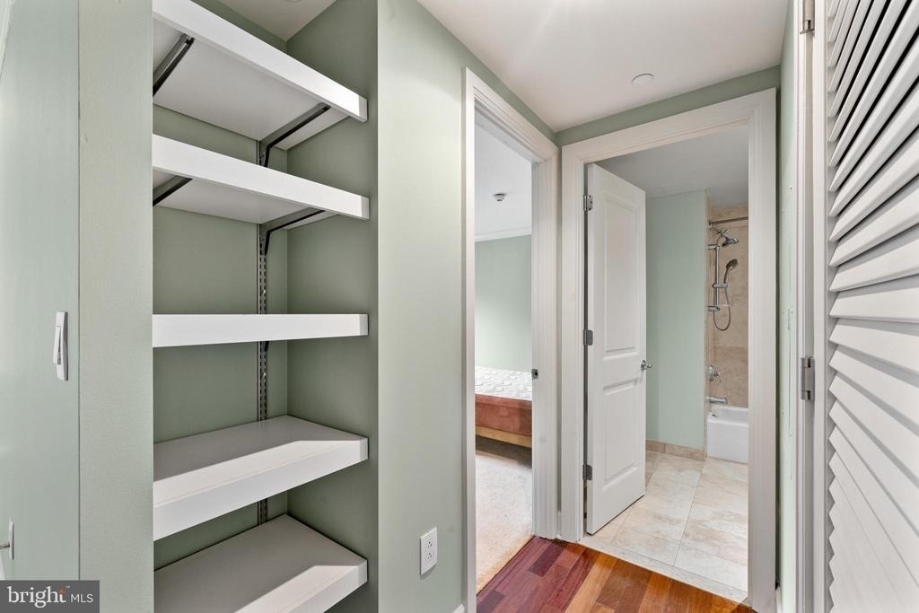 1701 Locust Street - Photo 9