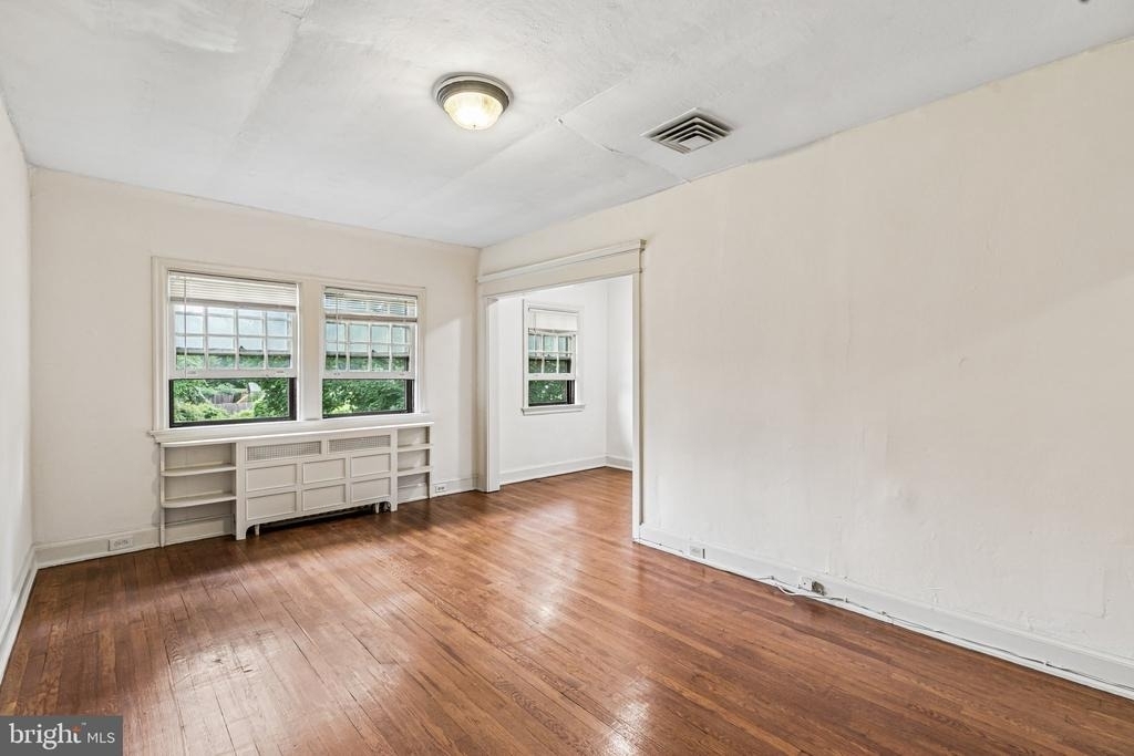 126 Argyle Road - Photo 0