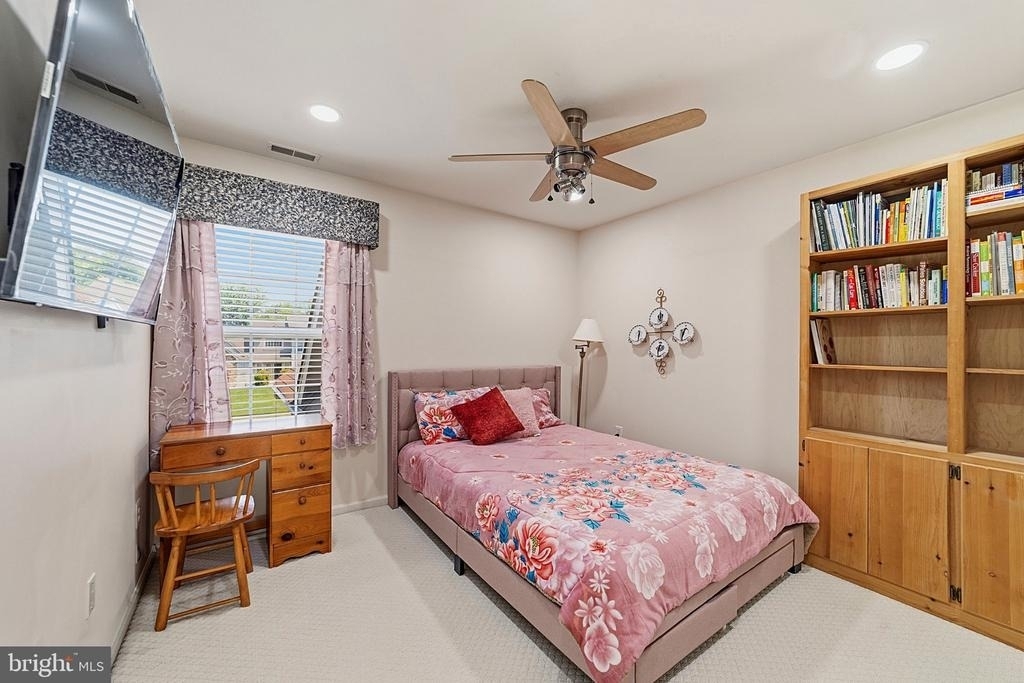 537 Riggs Avenue - Photo 21
