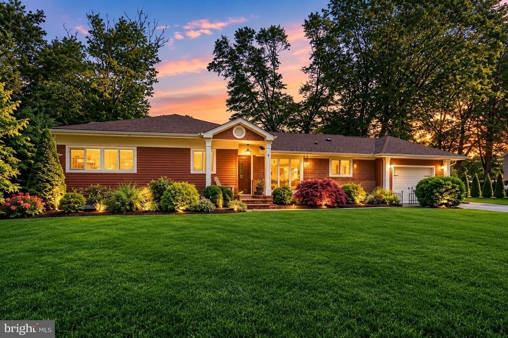 32 Delwood Road - Photo 0