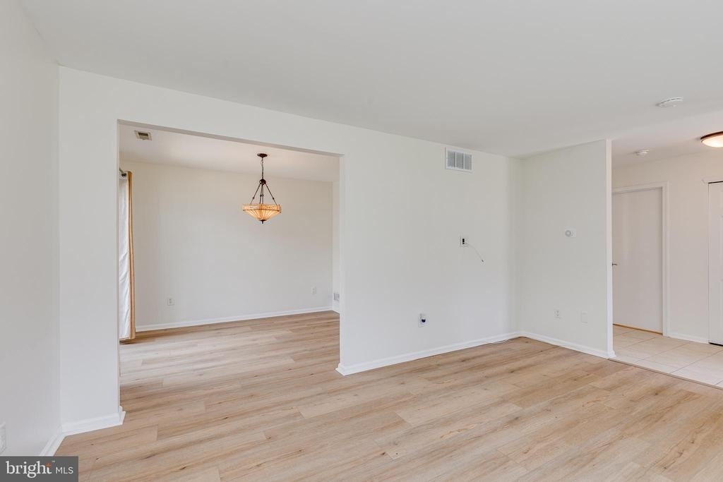 3704 Fenwick Lane - Photo 8
