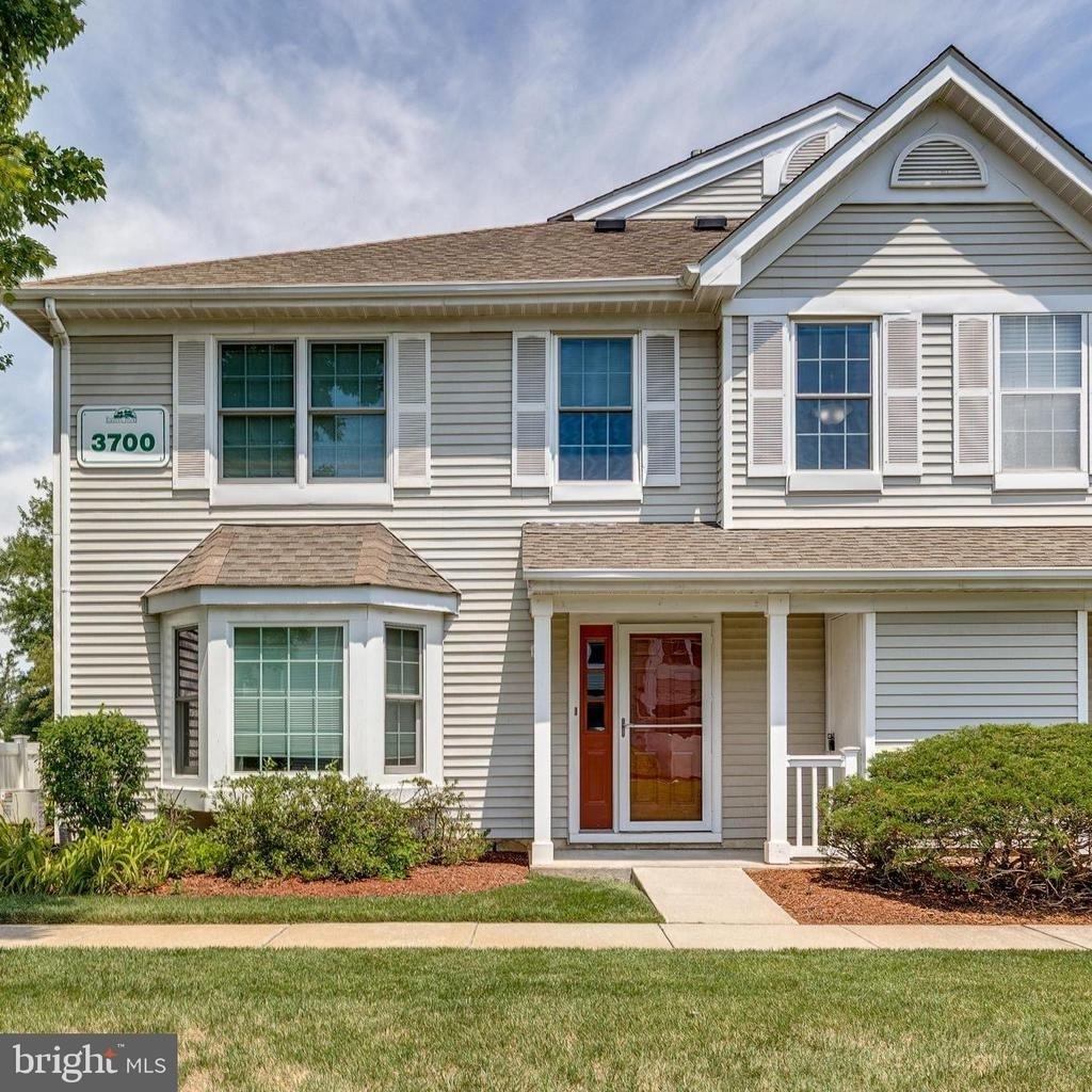 3704 Fenwick Lane - Photo 0